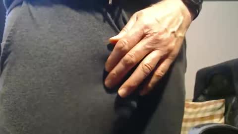 Snapshot of hung_hot_fit10 chatting on 9, 5, 2026 Big uncut cock dripping online show from 9, 5, 2026