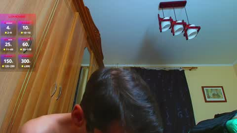 Snapshot of hungeddy chatting on 6, 12, 2024 Eddy online show from 6, 12, 2024