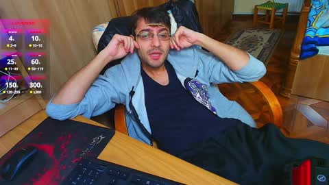 Snapshot of hungeddy chatting on 7, 12, 2024 Eddy online show from 7, 12, 2024