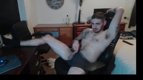 Snapshot of hungmtnman2256 chatting on 26, 2, 2026 hungmtnman2256 online show from 26, 2, 2026