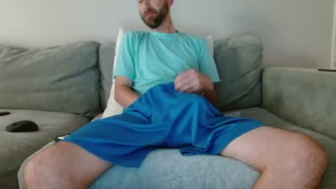 Snapshot of hungslim8inch chatting on 12, 6, 2026 King Hungslim online show from 12, 6, 2026