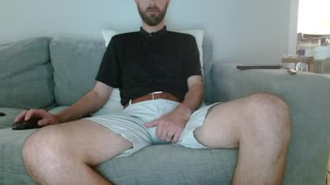 Snapshot of hungslim8inch chatting on 14, 6, 2026 King Hungslim online show from 14, 6, 2026