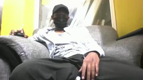 Snapshot of hunk_dominant chatting on 4, 1, 2025 hunk_dominant online show from 4, 1, 2025