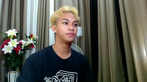 hunk_edward online show from 25, 6, 2026