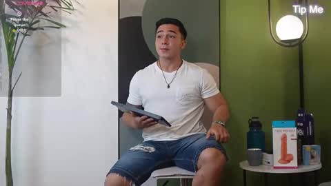 hunk_ryan online show from 12, 2, 2025