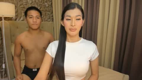 hunkhomerontop online show from 14, 10, 2025