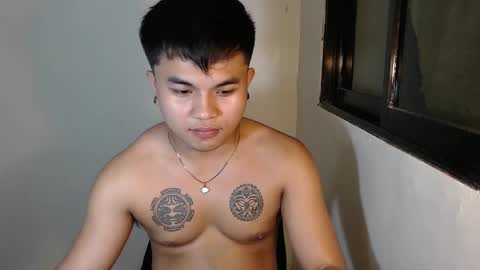 Snapshot of hunkyzeus chatting on 8, 1, 2025 hunkyzeus online show from 8, 1, 2025