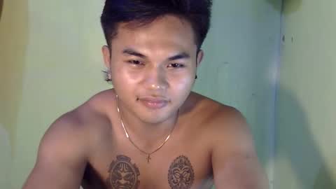 Snapshot of hunkyzeus chatting on 23, 10, 2025 hunkyzeus online show from 23, 10, 2025