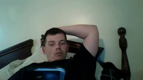 Snapshot of huntdog1221 chatting on 27, 6, 2026 huntdog1221 online show from 27, 6, 2026