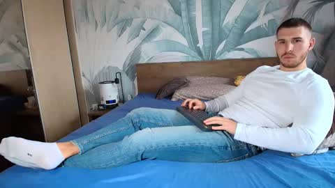 Hunter Bridges online show from 8, 11, 2025