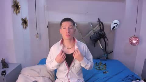 hunterheat_ online show from 10, 10, 2025