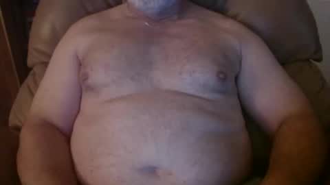 Snapshot of huntermark1 chatting on 12, 10, 2025 huntermark1 online show from 12, 10, 2025