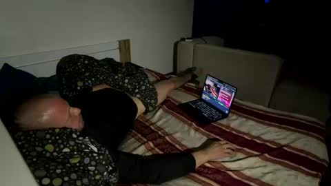 Snapshot of hupko chatting on 15, 6, 2026 Peterr online show from 15, 6, 2026