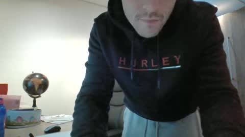 Snapshot of hurley7890 chatting on 28, 1, 2025 hurley7890 online show from 28, 1, 2025
