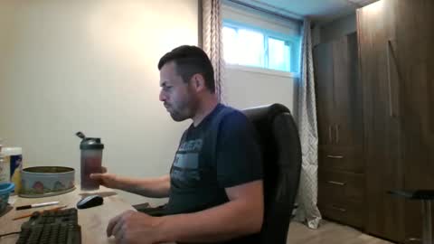 Snapshot of hurley7890 chatting on 3, 10, 2025 hurley7890 online show from 3, 10, 2025