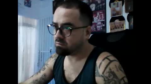 Snapshot of hurtadodirector chatting on 20, 5, 2026 hurtadodirector online show from 20, 5, 2026