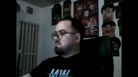 Snapshot of hurtadodirector chatting on 1, 6, 2026 hurtadodirector online show from 1, 6, 2026
