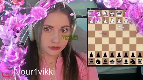 Snapshot of hustleebabyy_vikki chatting on 6, 12, 2024 Vika online show from 6, 12, 2024