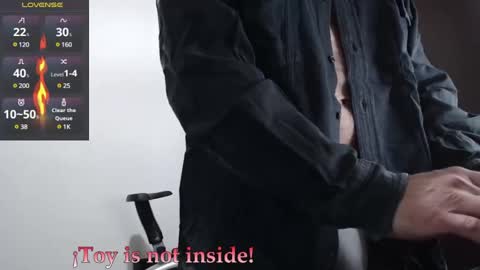 Snapshot of hxmister chatting on 5, 1, 2025 Andrew online show from 5, 1, 2025