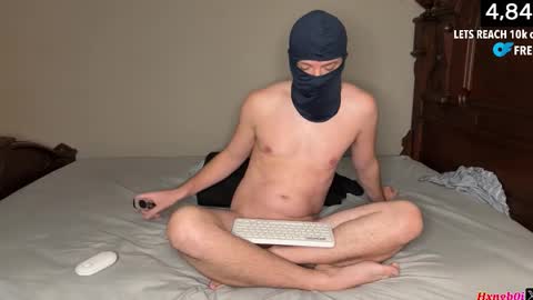 Snapshot of hxngb0i chatting on 5, 11, 2025 hxngb0i online show from 5, 11, 2025