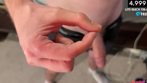 Snapshot of hxngb0i chatting on 15, 11, 2025 hxngb0i online show from 15, 11, 2025