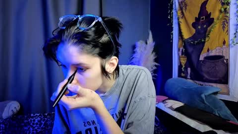 Snapshot of hyeon_jin chatting on 25, 1, 2025 Hyeon Jin online show from 25, 1, 2025