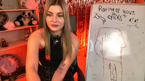 hyileyclark online show from 4, 4, 2026