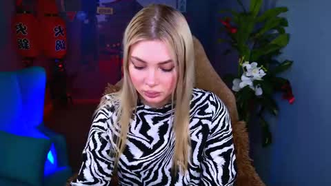 Snapshot of hyileyclark chatting on 17, 5, 2026 hyileyclark online show from 17, 5, 2026