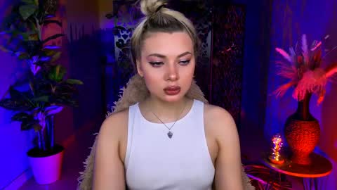 Snapshot of hyileyclark chatting on 27, 5, 2026 hyileyclark online show from 27, 5, 2026