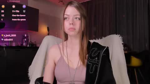 Miley. PVT open i have extra prices on nude show  online show from 10, 3, 2025