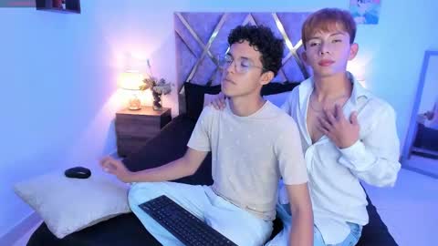 Snapshot of hyunjin_sun chatting on 10, 11, 2025 Son Hyunjin online show from 10, 11, 2025