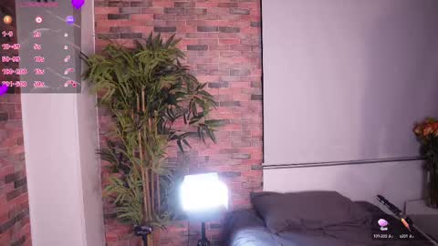 Lucy online show from 19, 2, 2025