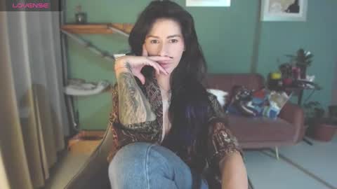 Lana Banana online show from 17, 2, 2025