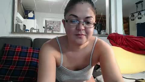 Snapshot of i_fetishize_u chatting on 10, 1, 2025 ShortStuff online show from 10, 1, 2025