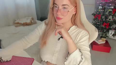 Snapshot of i_want_you_eva chatting on 23, 12, 2025 HiI am EvaPVT is open online show from 23, 12, 2025