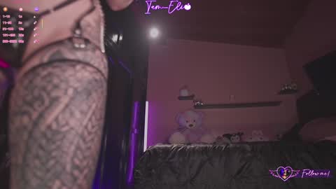 Snapshot of iam_eli chatting on 13, 11, 2025 online show from 13, 11, 2025