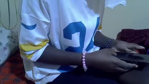 Snapshot of iam_nisa chatting on 10, 10, 2025 iam_nisa online show from 10, 10, 2025