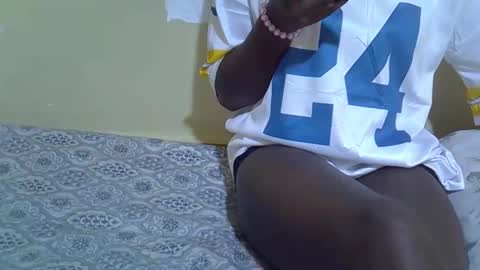 Snapshot of iam_nisa chatting on 11, 10, 2025 iam_nisa online show from 11, 10, 2025