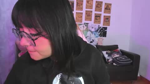 Snapshot of iam_zoechan chatting on 1, 10, 2025 Zoe 3 online show from 1, 10, 2025