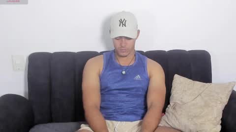 Dylan  independent model  online show from 24, 4, 2026