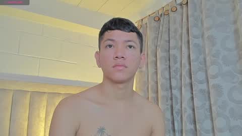 Snapshot of iamjulian_ chatting on 23, 1, 2025 Juliiiiian online show from 23, 1, 2025