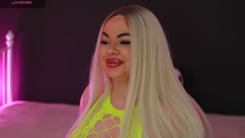 Snapshot of iamlila chatting on 17, 12, 2024 Lila online show from 17, 12, 2024