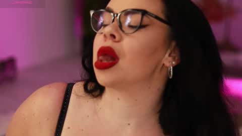 Snapshot of iamlila chatting on 9, 11, 2025 Lila online show from 9, 11, 2025