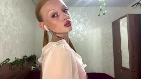 Lylu online show from 19, 11, 2025