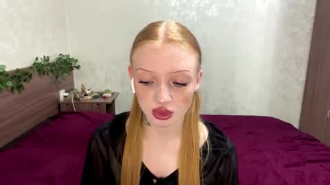 Lylu online show from 23, 11, 2025