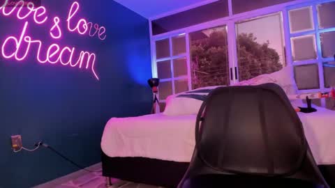 Nayuta online show from 25, 2, 2025