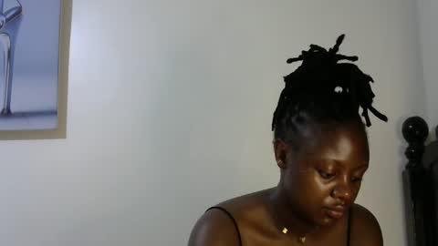 iampolca online show from 2, 2, 2025