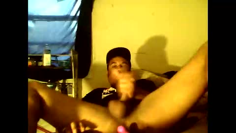 iamtheone403 online show from 12, 9, 2025