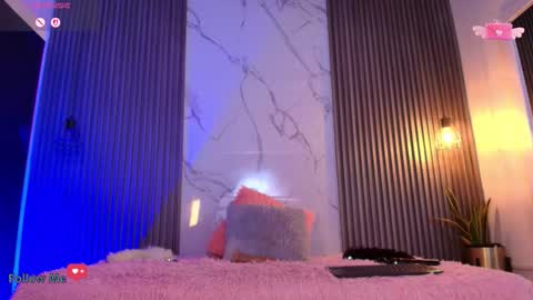 Snapshot of iamvictoria06 chatting on 25, 10, 2025 V I C T O R I A online show from 25, 10, 2025