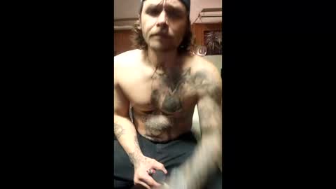 Snapshot of iamwolve chatting on 6, 4, 2026 iamwolve online show from 6, 4, 2026